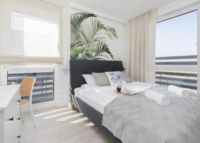 Rajska Przystan * Mosty (Puck)