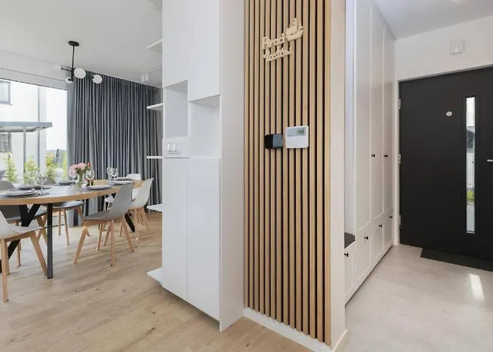 Rajska Przystan * Mosty (Puck)