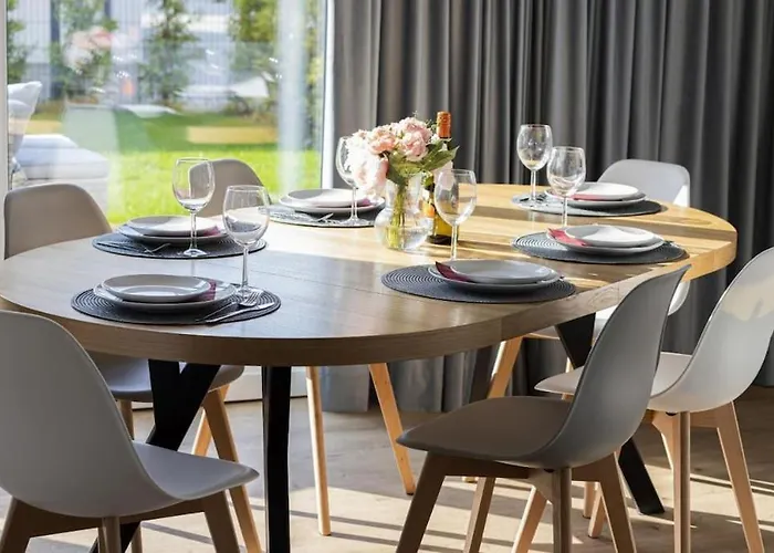 Rajska Przystan * Mosty (Puck)